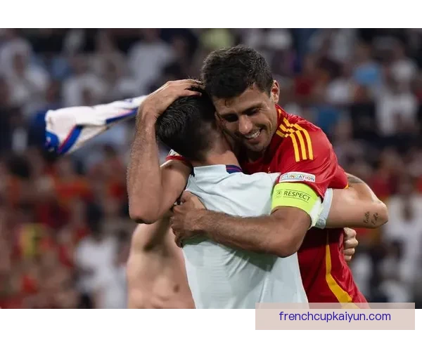 西班牙中场罗德里入围金球奖候选名单场表现稳健